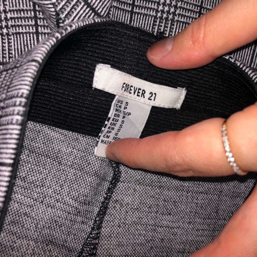 Grey plaid pants - Picture 5 of 6